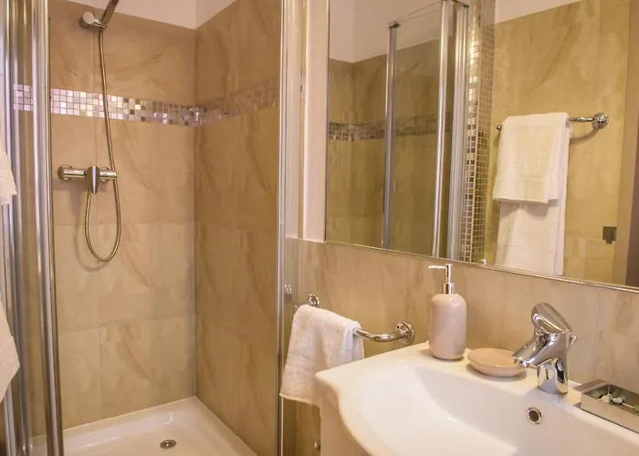 Отель Scala City Center 3*