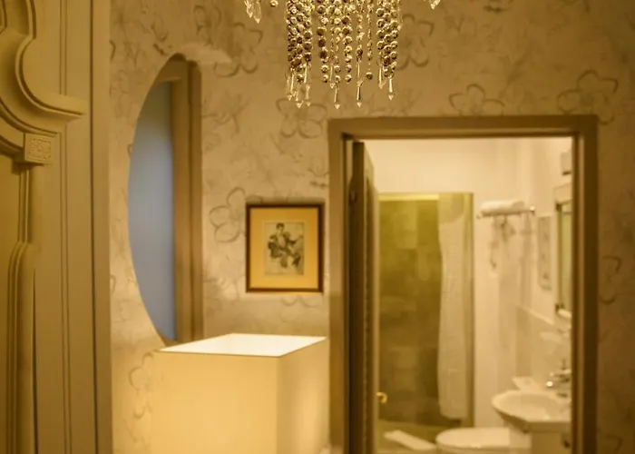 Hotel Scala City Center